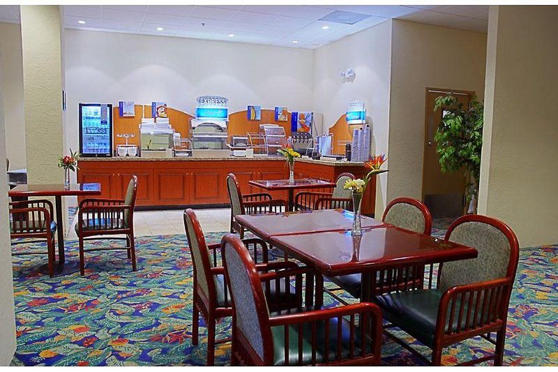 Holiday Inn Express Boca Raton - West By Ihg Экстерьер фото